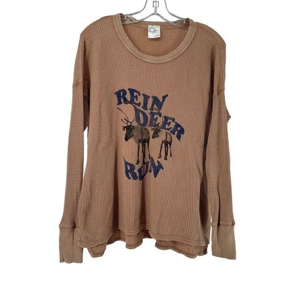Aerie Offline Waffle Knit Thermal Reindeer Run Graphic Brown Size S Relaxed Fit - Picture 1 of 10